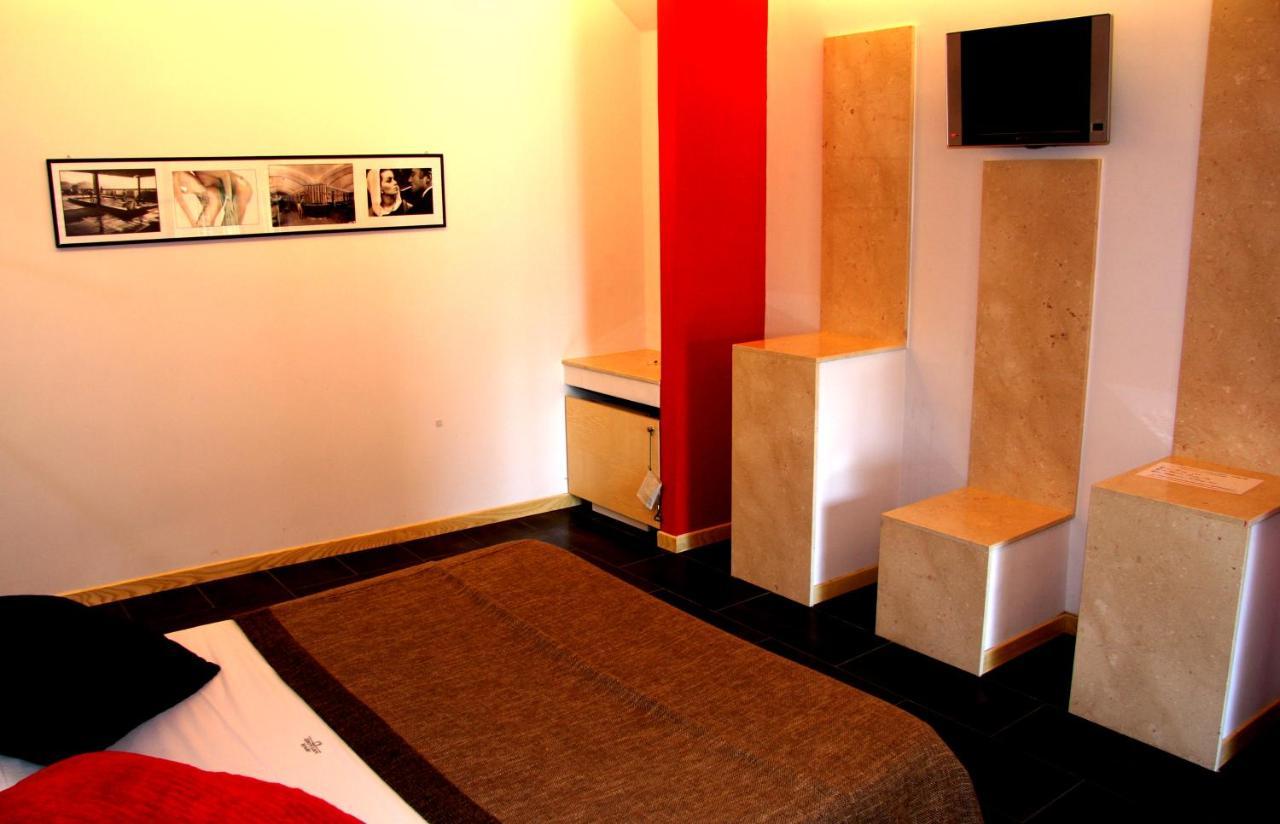 Hotel Tiro A Volo Поццуоли Экстерьер фото